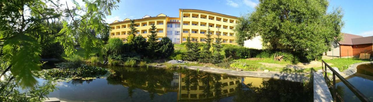 Exclusive Hotel Lipno Wellness & Spa Frymburk Exterior foto